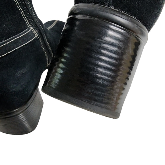 CLARKS SIDE ZIPPER BLOCK HEEL ANKLE BOOT - Picture 7 of 10